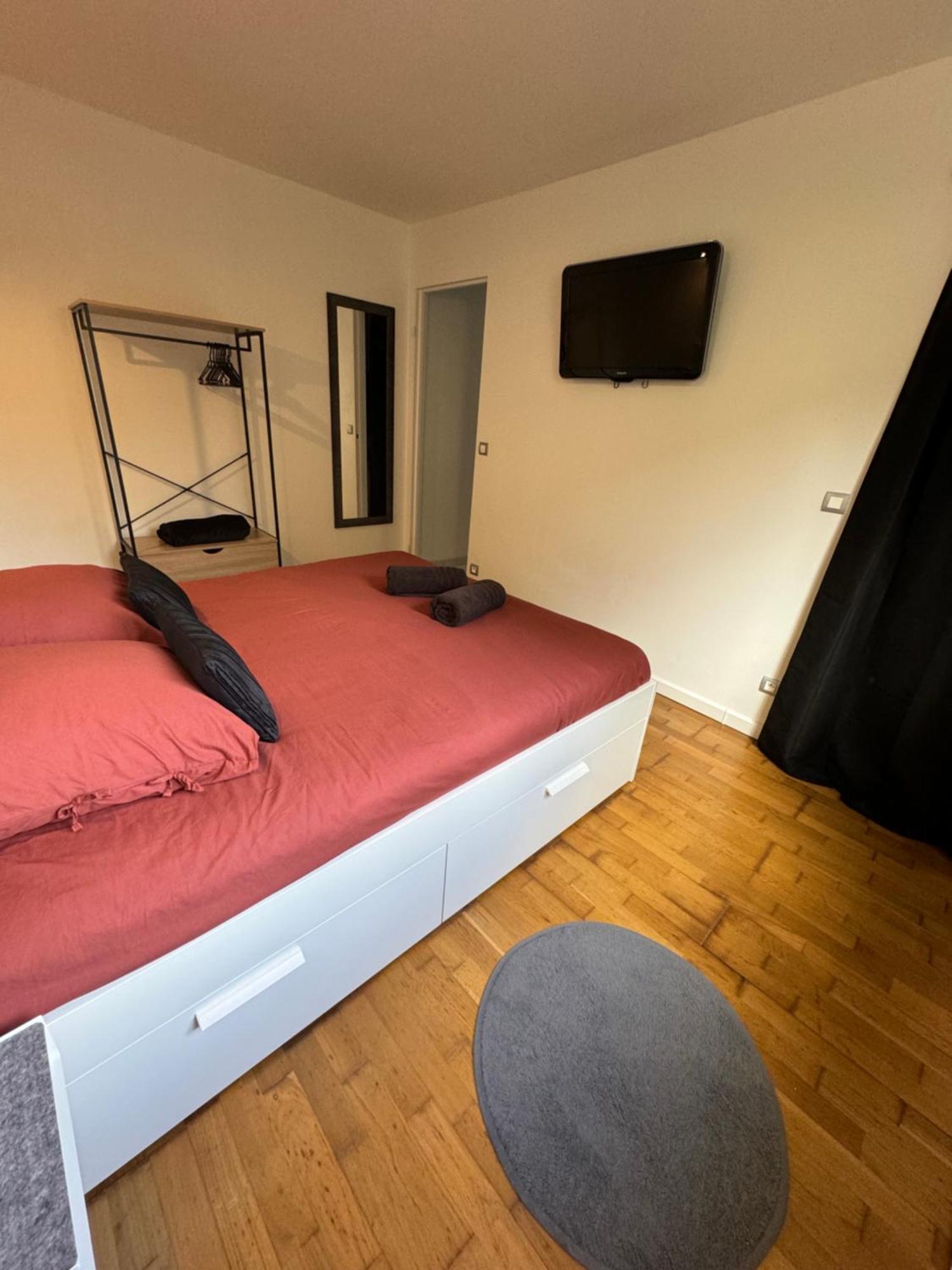Beau Studio Plein Centre Ville ボーヴェ エクステリア 写真